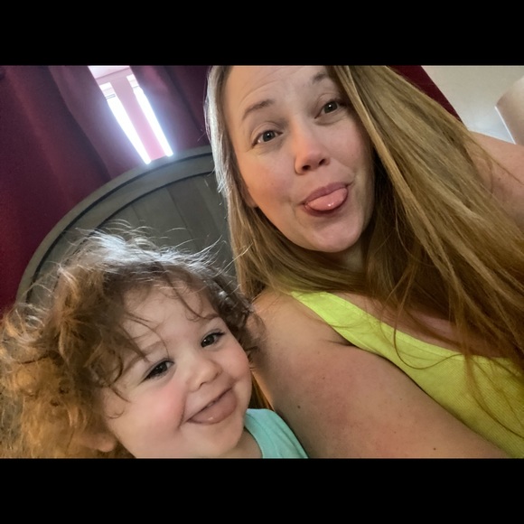 Meet your Posher, Alycia - Picture 3 of 6